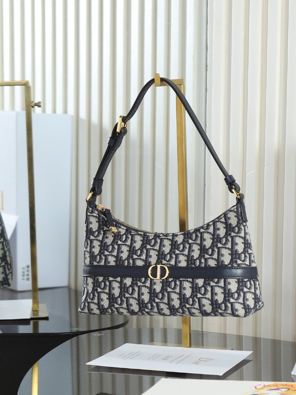 Dior 30 Montaigne Cigale Handbag